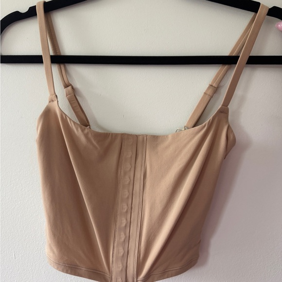 Skims Adaptive Cami - Picture 2 of 3